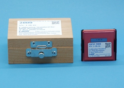 SRM 2000 高分辨率 X 射線衍射（標準品）